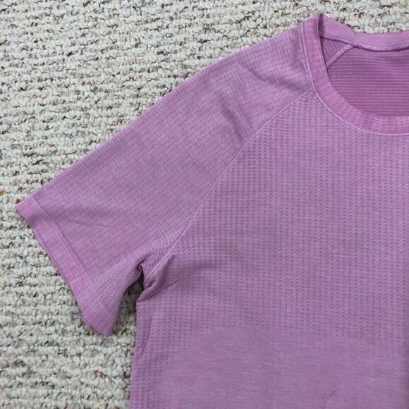 Men's Lululemon Purple Metal Vent Tech Slim Fit Short Sleeve Shirt Size Medium - Picture 3 of 8